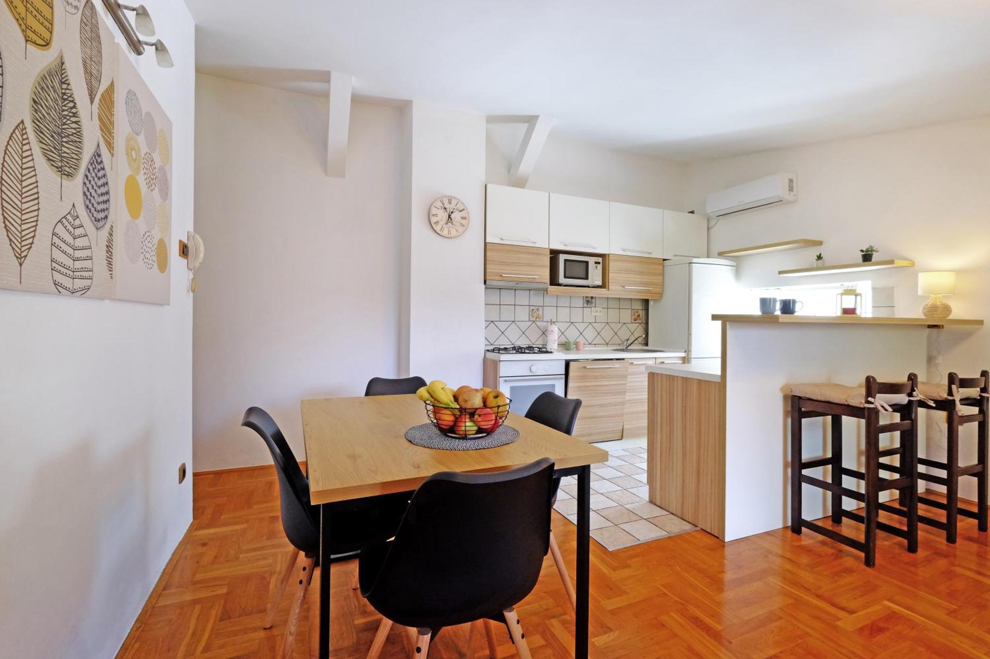 Red Tree Apartment Belgrado Exterior foto