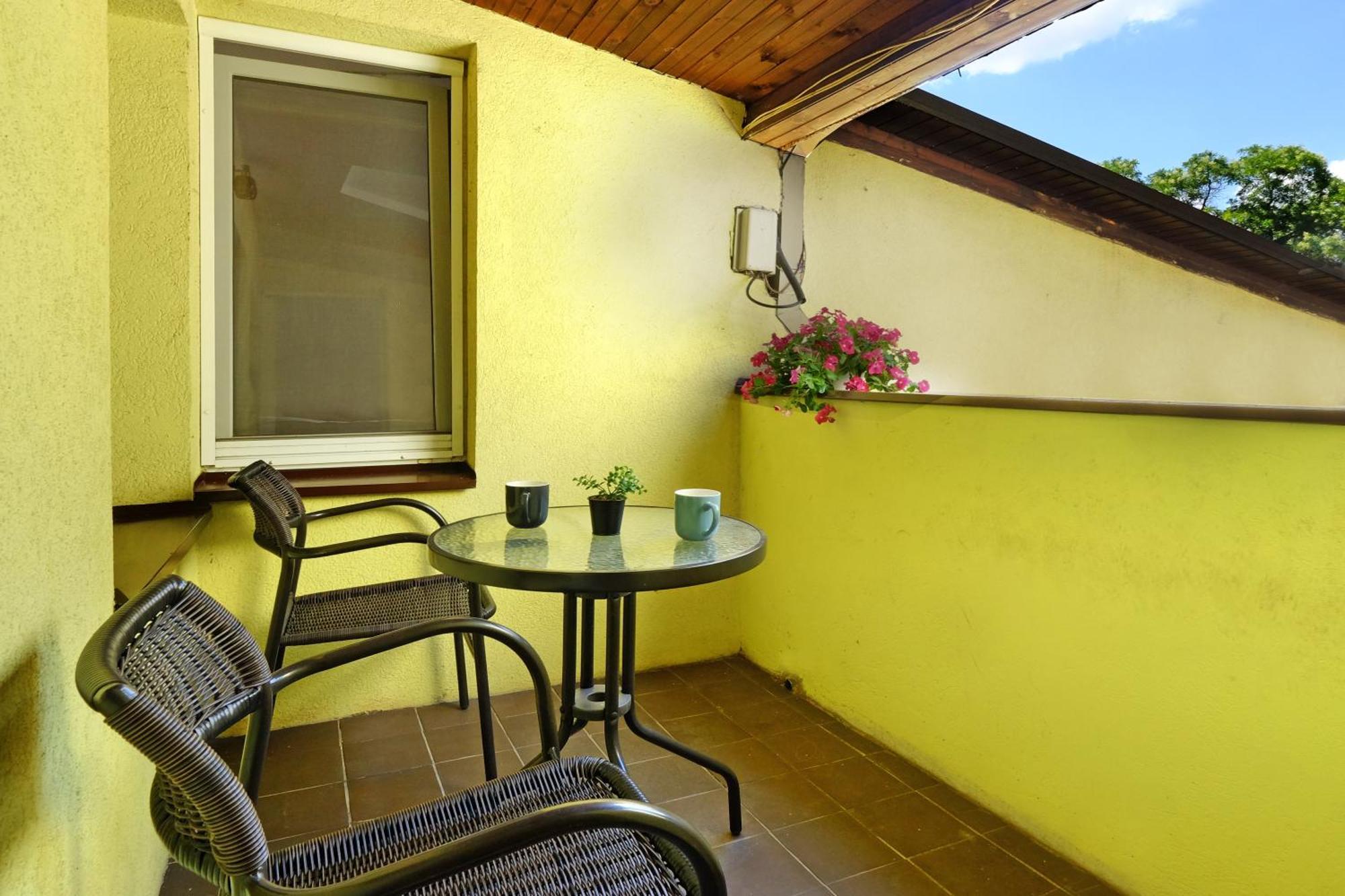 Red Tree Apartment Belgrado Exterior foto