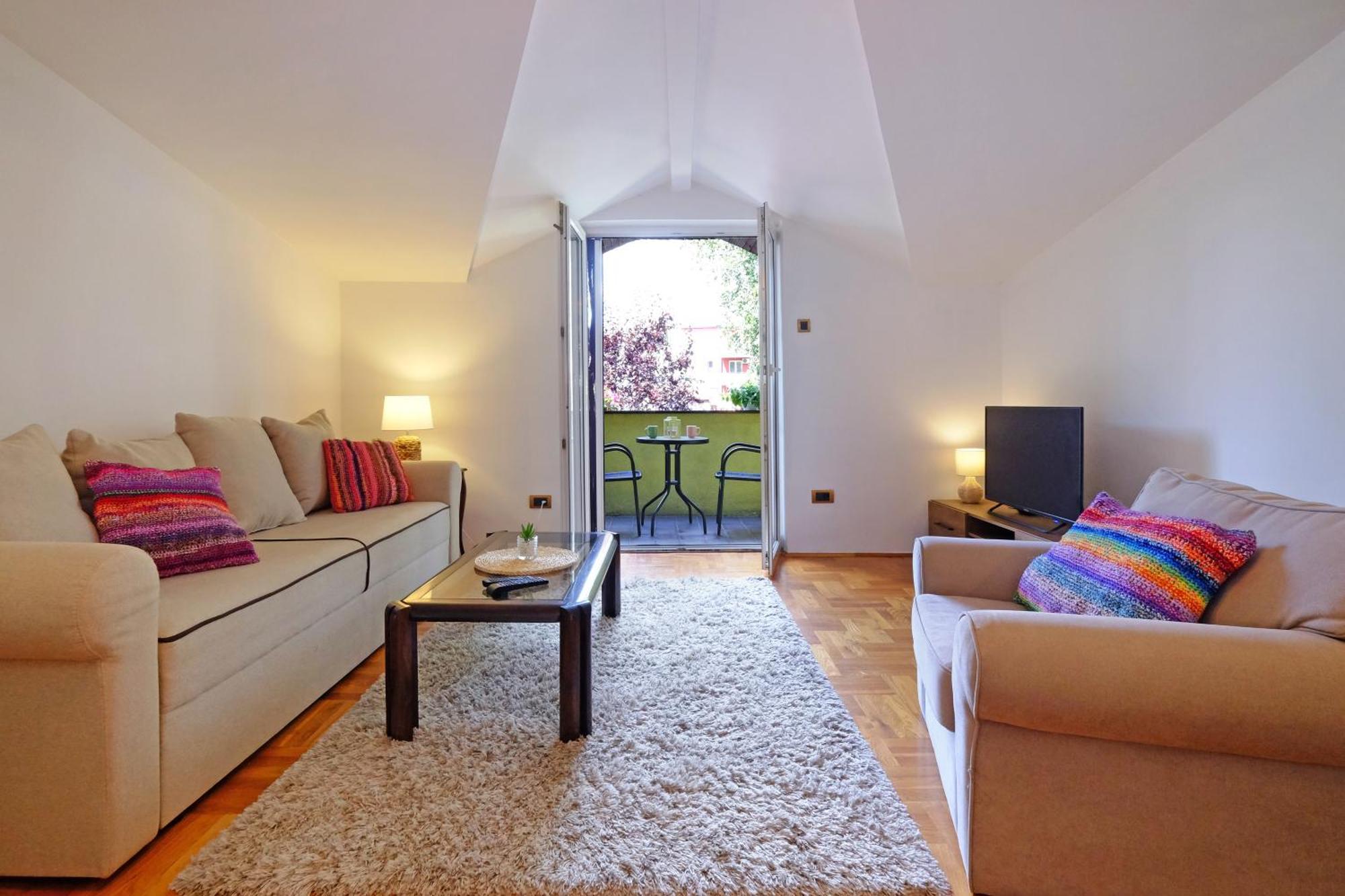 Red Tree Apartment Belgrado Exterior foto