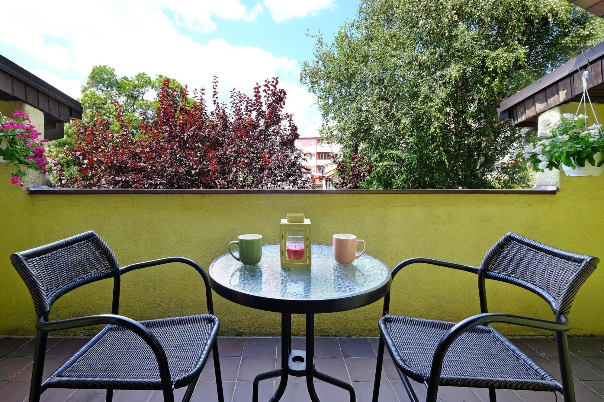Red Tree Apartment Belgrado Exterior foto